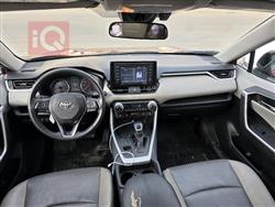 تۆیۆتا ڕاڤ 4